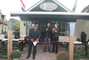 Doorknippen van het lint