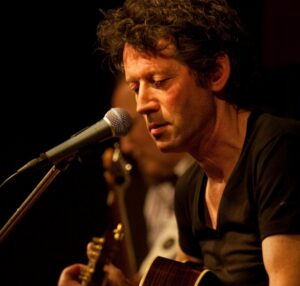 Troubadour zoekt podium op Ameland