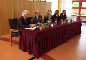 Curator Hans Silvius