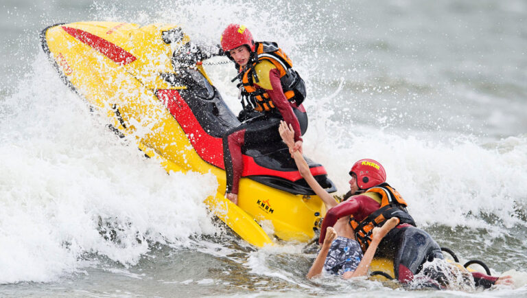 Lifeguard Challenge op het strand