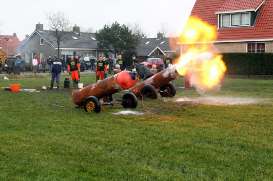 Carbidschieten op Ameland