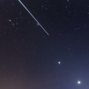 Vallende sterren in de nacht naar zondag