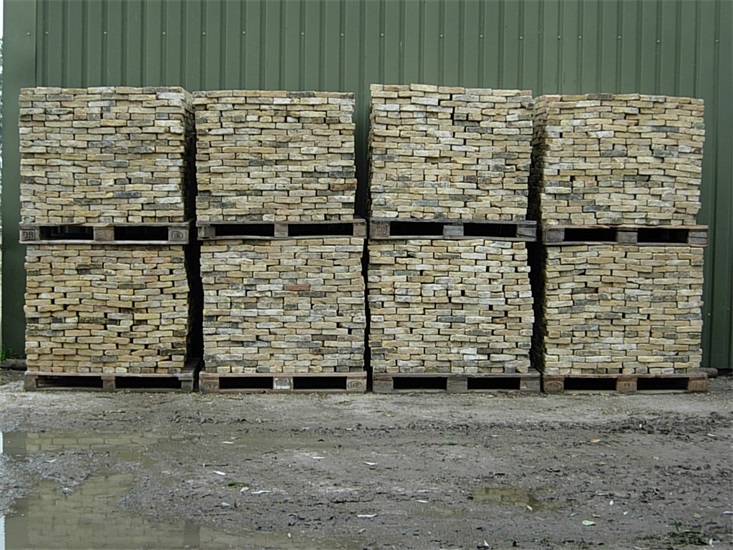 Oude bouwmaterialen voor Ameland