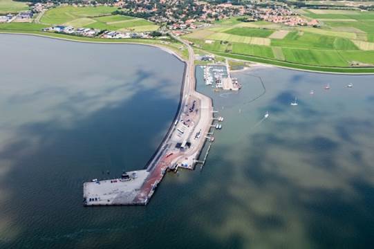 Vernieuwde veerdam in gebruik genomen