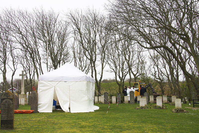 Graven geopend