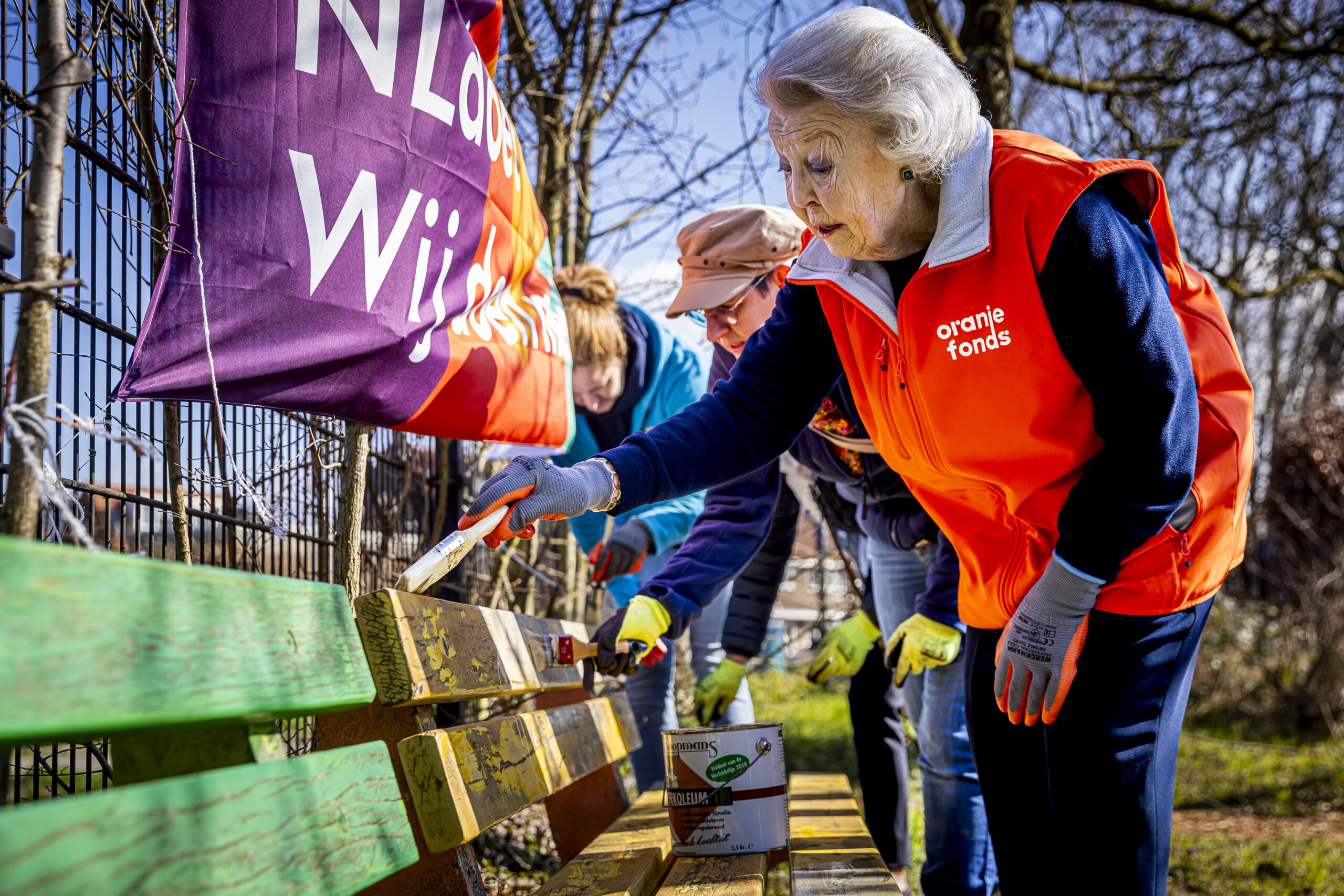 Tienduizenden vrijwilligers nemen deel aan 22ste editie NLdoet van het Oranje Fonds 