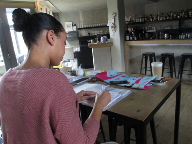 Schrijflunch aan zee in Nes