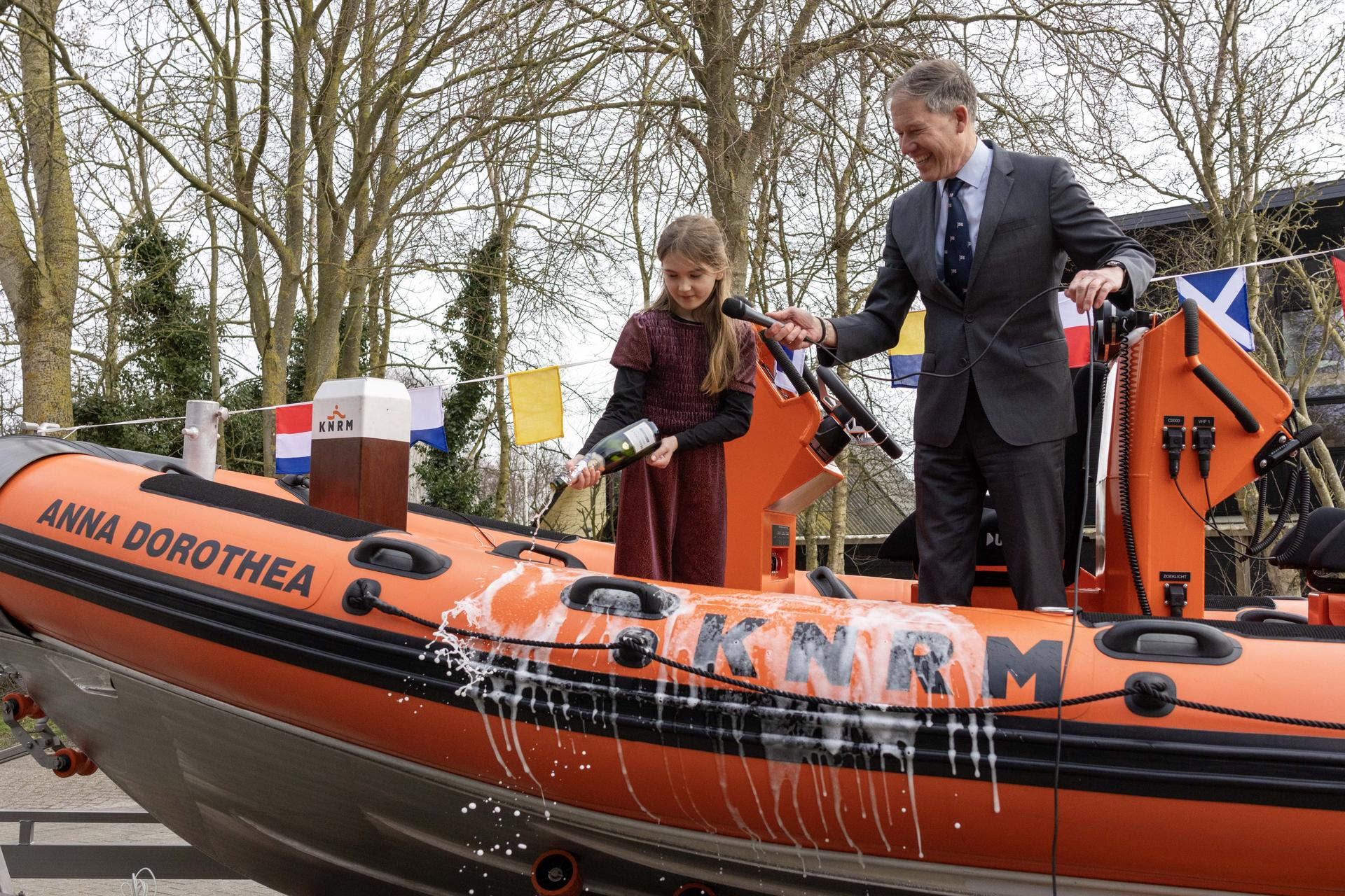 KNRM Schiermonnikoog neemt geschonken reddingboot ‘Anna Dorothea’ in gebruik ‘